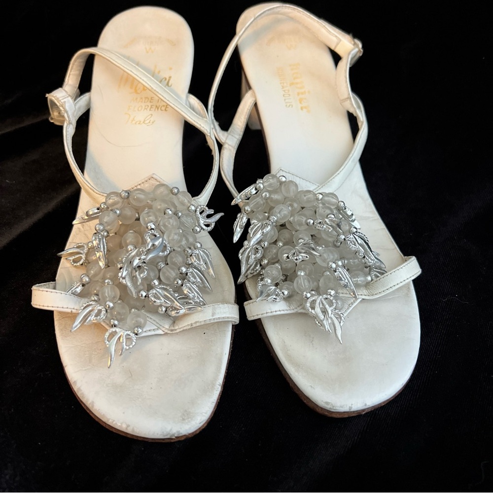 Women’s Vintage White Strappy Sandals - 8N